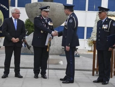 Βράβευση για τον Αρχηγό της ΕΛ.ΑΣ. με το Μετάλλιο Αξίας και Τιμής στην Κύπρο